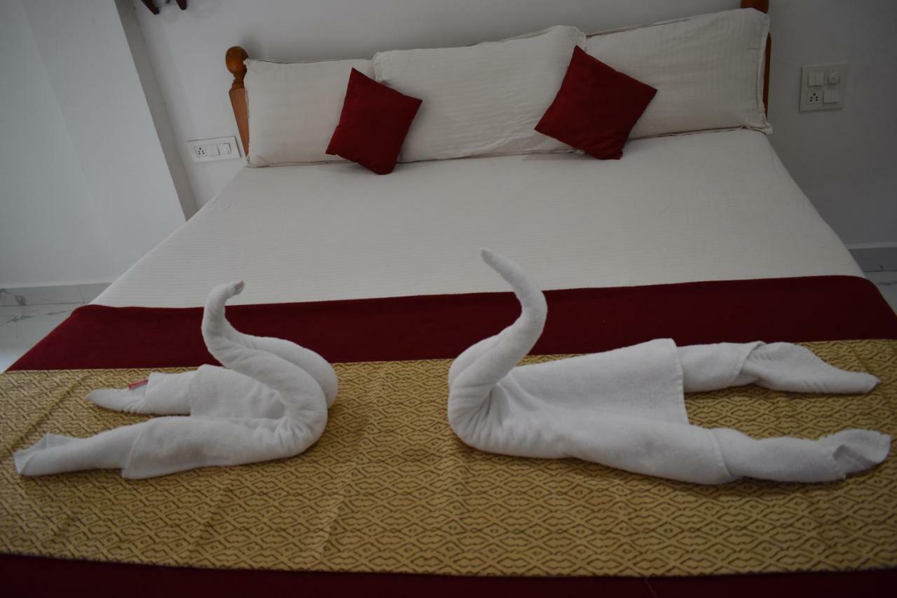 Hotel Mj Beach Resort Baga Zewnętrze zdjęcie