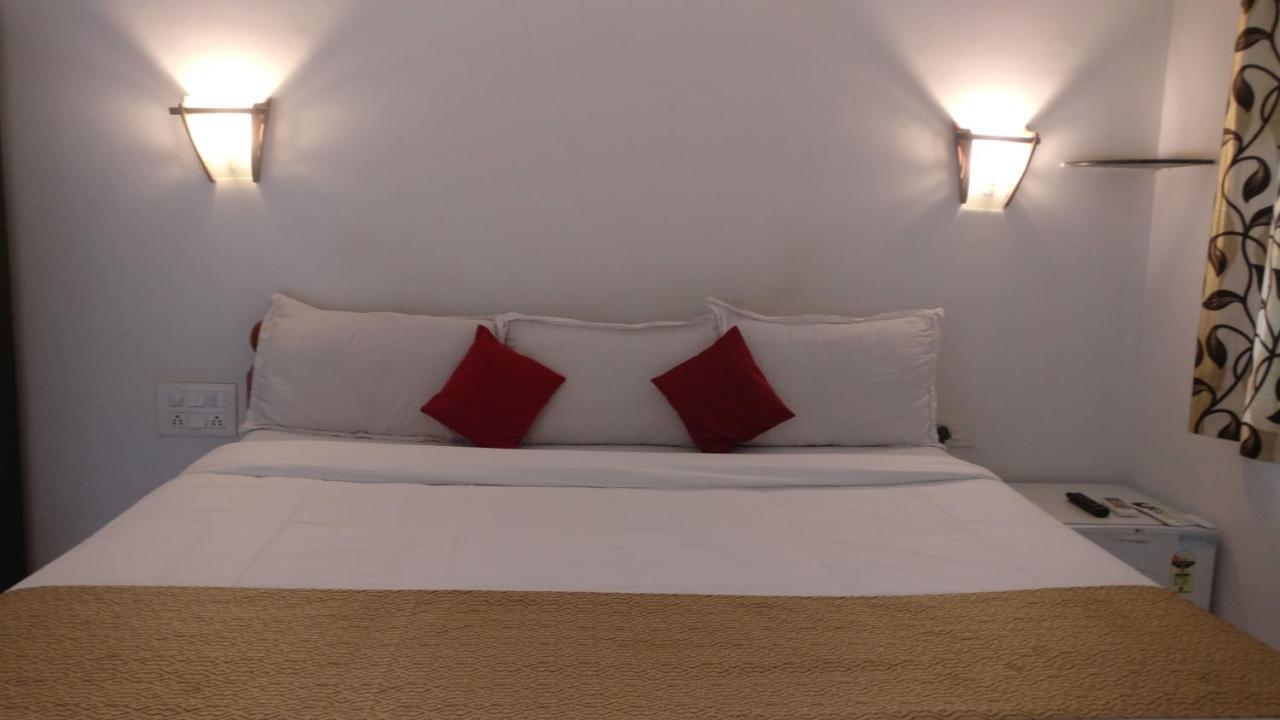 Hotel Mj Beach Resort Baga Zewnętrze zdjęcie